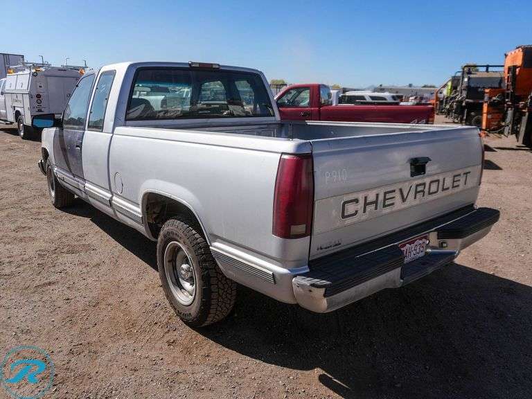 1997  Chevrolet  1500  Extended Cab Pickup - Roller Auctions
