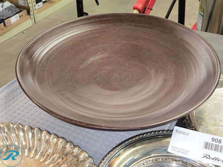 Decorative Platters and Bowls - Roller Auctions