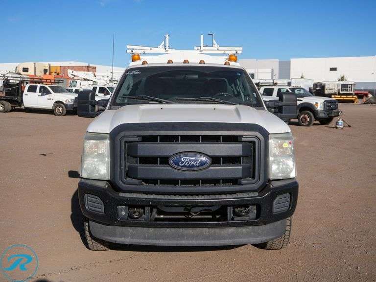 2012  Ford  F-350  XLT SuperCab Long Bed  4WD  Utility Truck - Roller Auctions