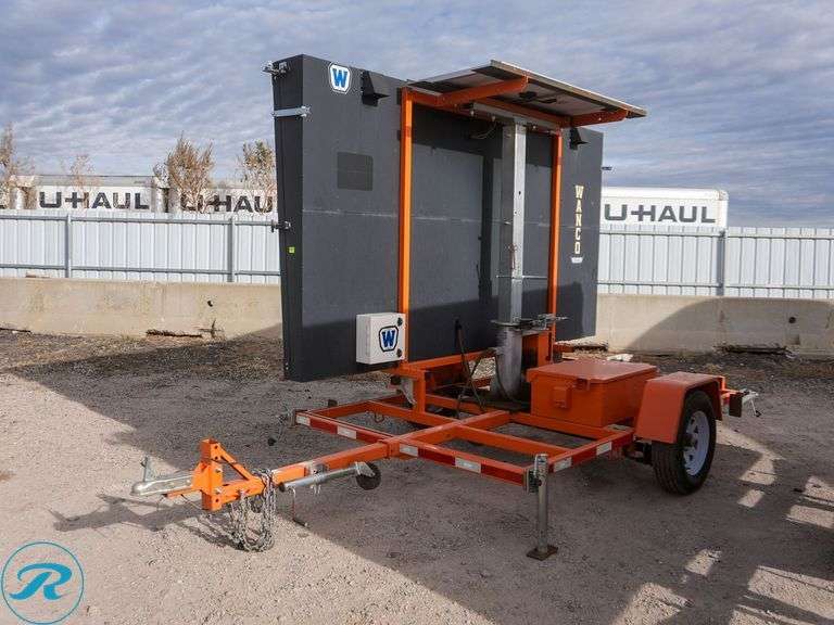 2019 Wanco WTMMB Towable Message Board - Roller Auctions