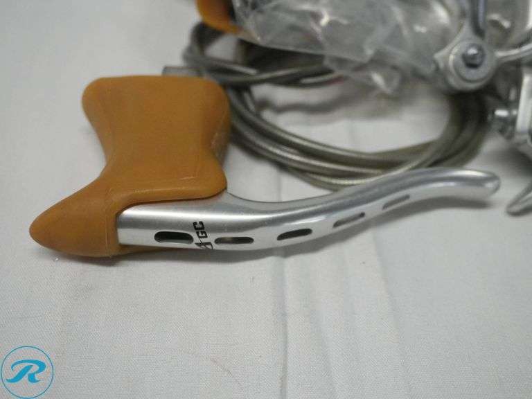 Dia-Compe Royal Gran Compe 400 Bicycle Brake Set with Levers - Roller Auctions