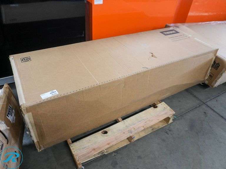 Thule Force XT Sport Rooftop Cargo Carrier - Roller Auctions