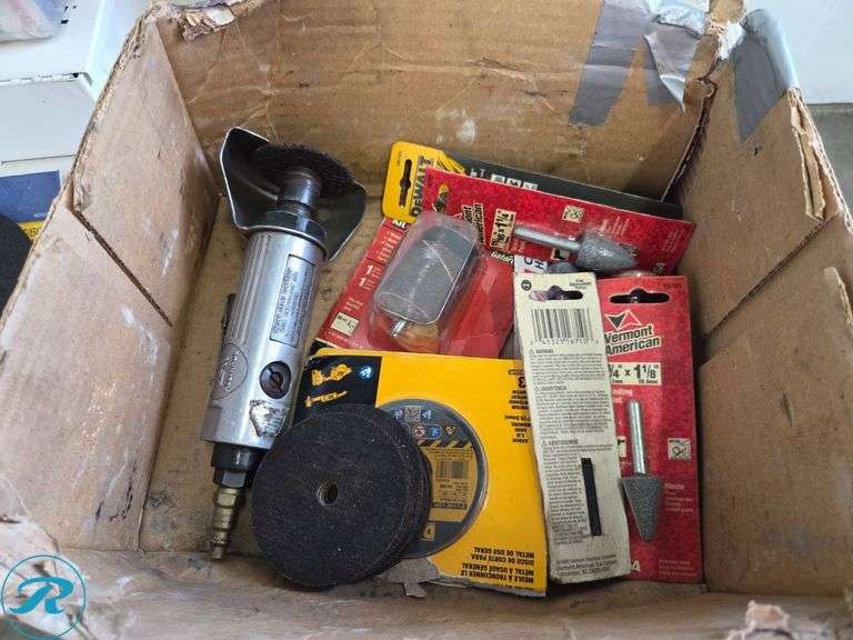 Air-Powered Die Grinder and Abrasive Attachments