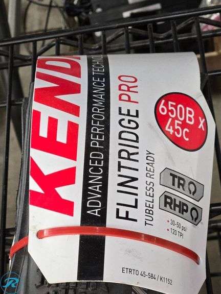 (2) Kenda Flintridge Pro Tubeless Ready Bike Tires, 650B x 45C - Roller Auctions