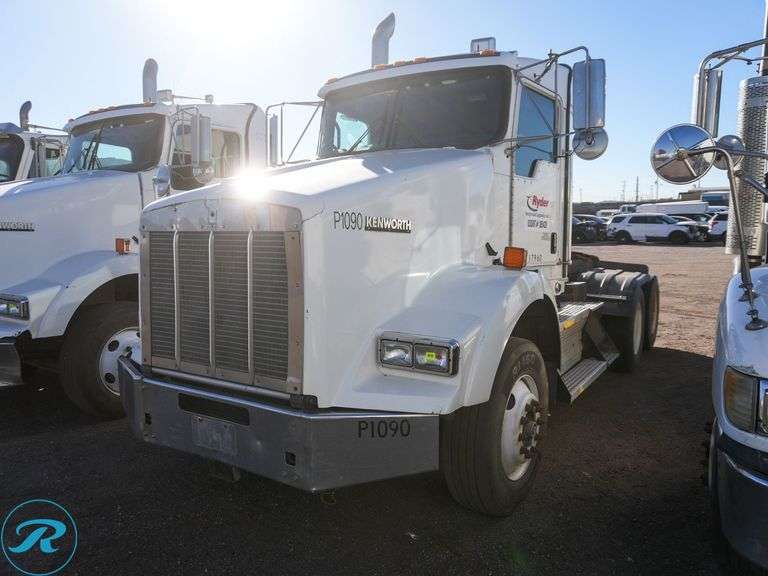 2008  Kenworth  T800  T/A Truck Tractor - Roller Auctions