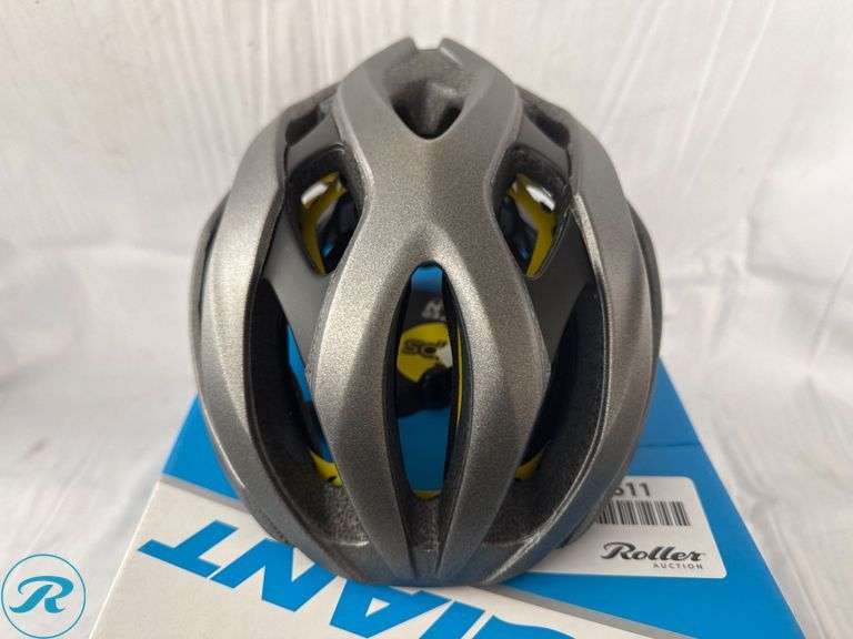 Giant Rev MIPS Cycling Helmet, Matte Metallic Silver/Black, Size Small (51-55cm, 250g) - Roller Auctions