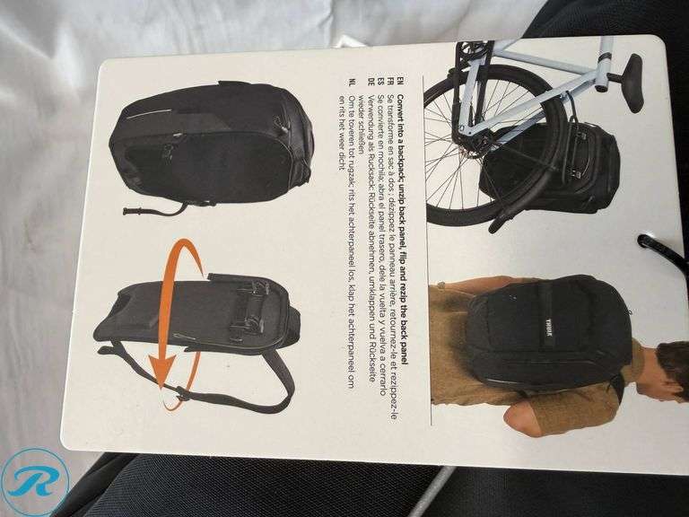 Thule Paramount Hybrid Pannier Bag - Roller Auctions