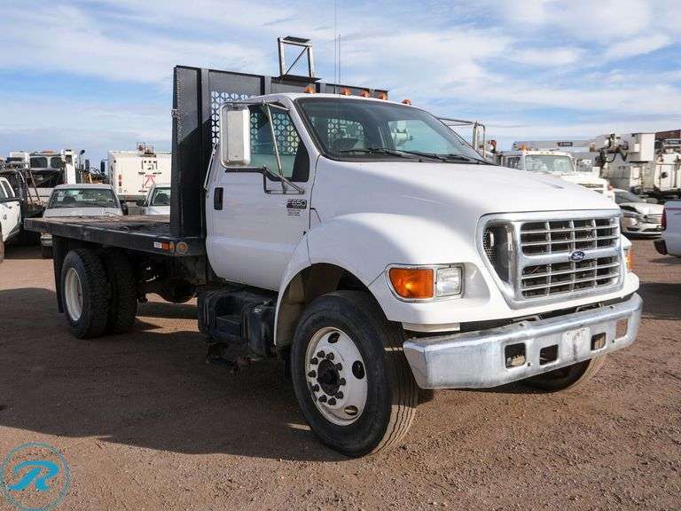 2003 Ford F-650 S/A Flatbed Truck - Roller Auctions