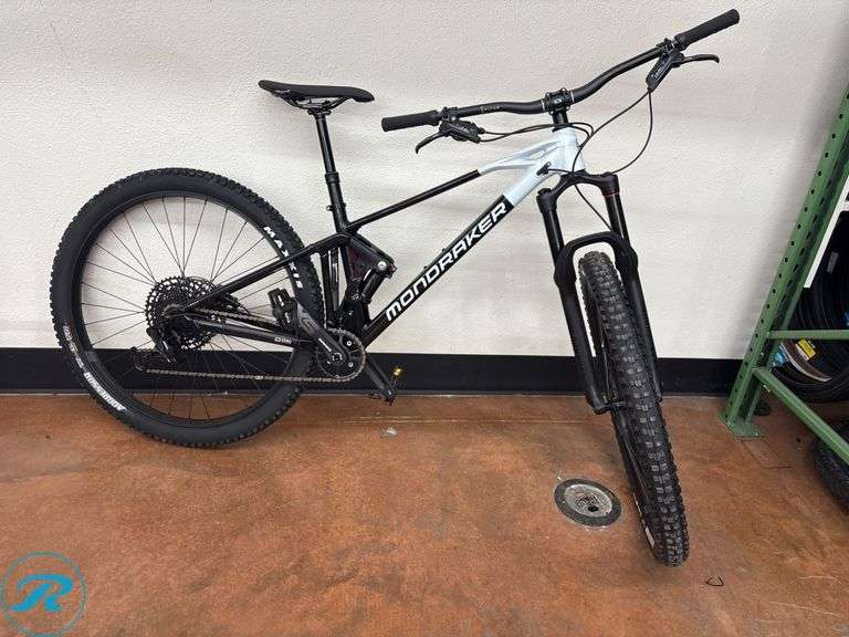 Mondraker Raze Mountain Bicycle, Size S