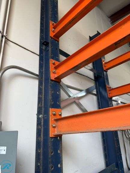 12’ Cantilever Racking with (8) 4’ Arms - Roller Auctions