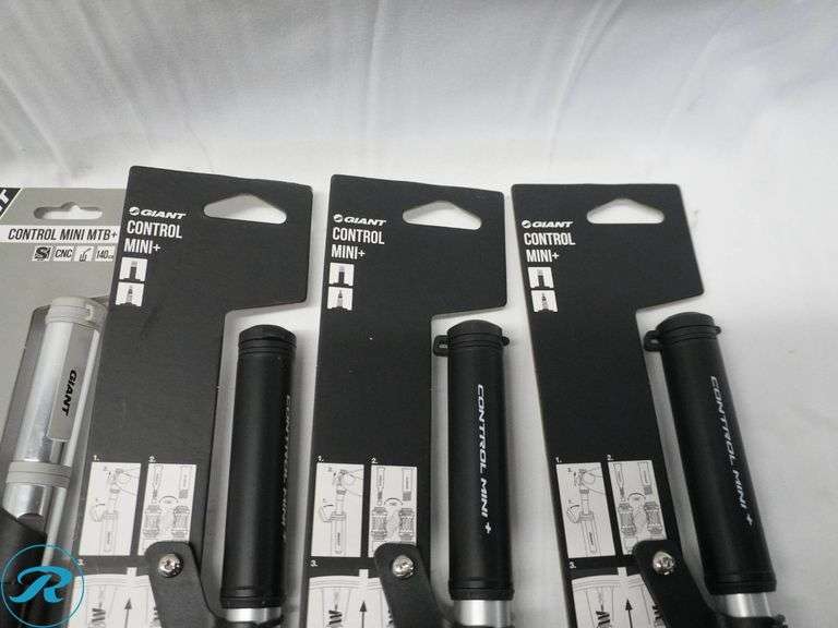 Tray of (6) Giant and Liv Mini Bike Hand Pumps - Roller Auctions