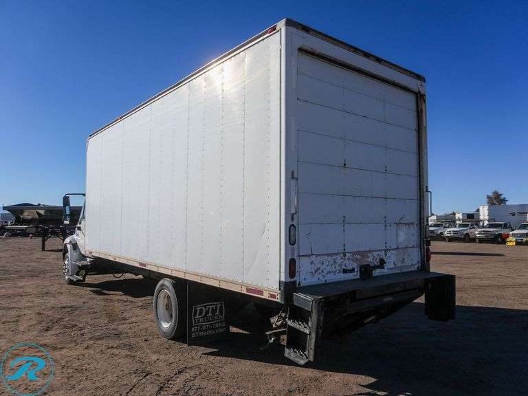 2004  International  4200  RWD  Box Truck - Roller Auctions