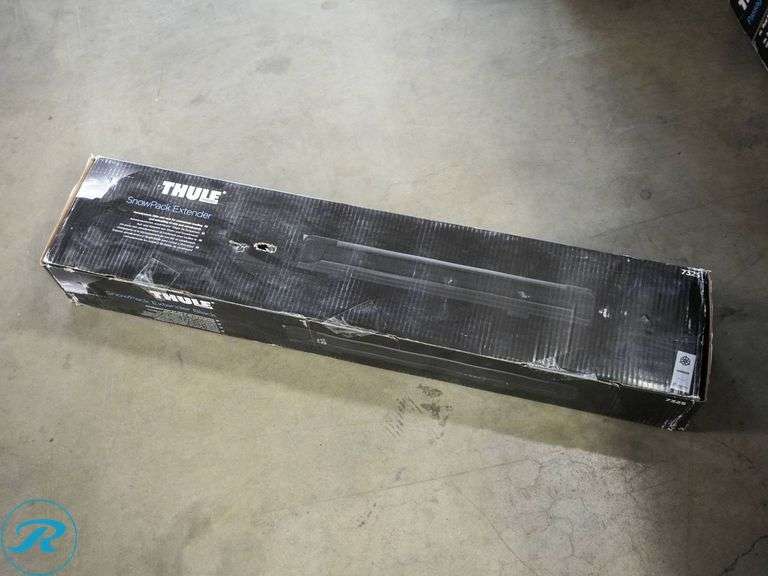 Thule SnowPack Extender Ski and Snowboard Carrier - Roller Auctions