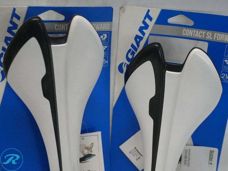 (2) Giant Contact SL Forward Saddles, White - Roller Auctions