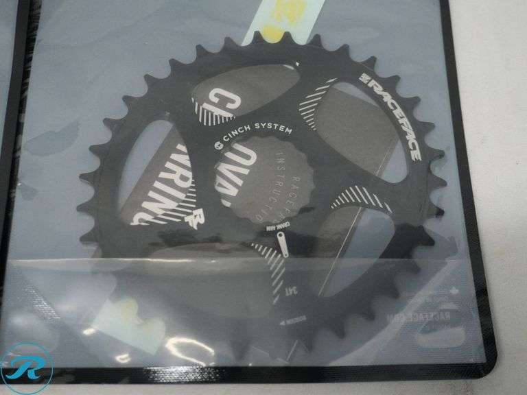 (2) RaceFace Oval Cinch Chainrings, 30T and 34T - Roller Auctions