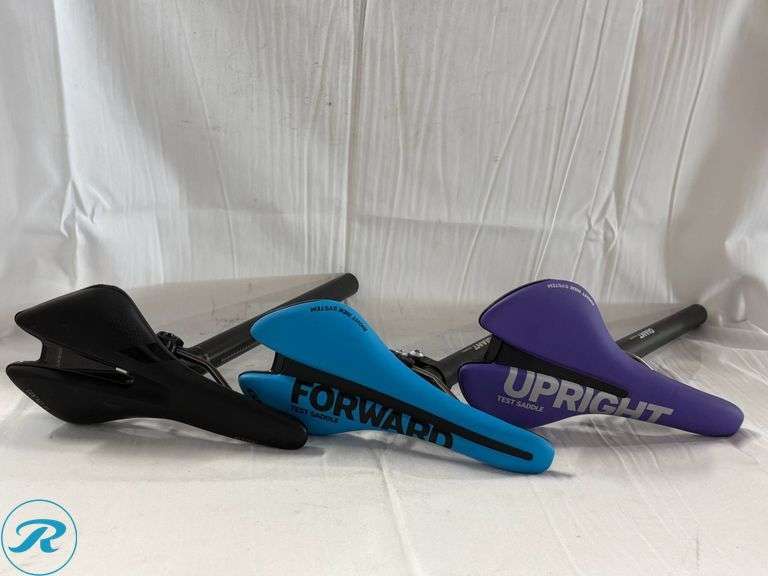 Crate of Giant Test Saddles and Seatposts With Multiple Designs - Roller Auctions