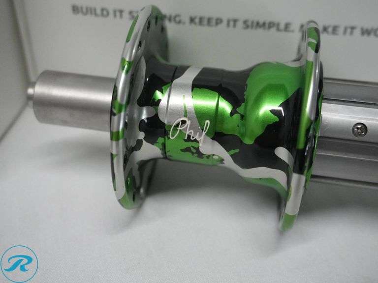 Phil Wood & Co. Front and Rear Hubs with Italian Outboard Bottom Bracket Cup Set, 36mm x 24tpi - Roller Auctions