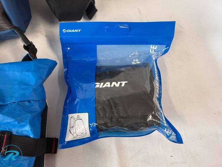 Tray of Assorted Bike Bags - Roller Auctions