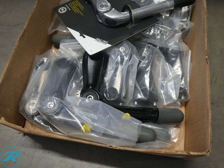 Tray of Adjustable Quill Stems - Roller Auctions