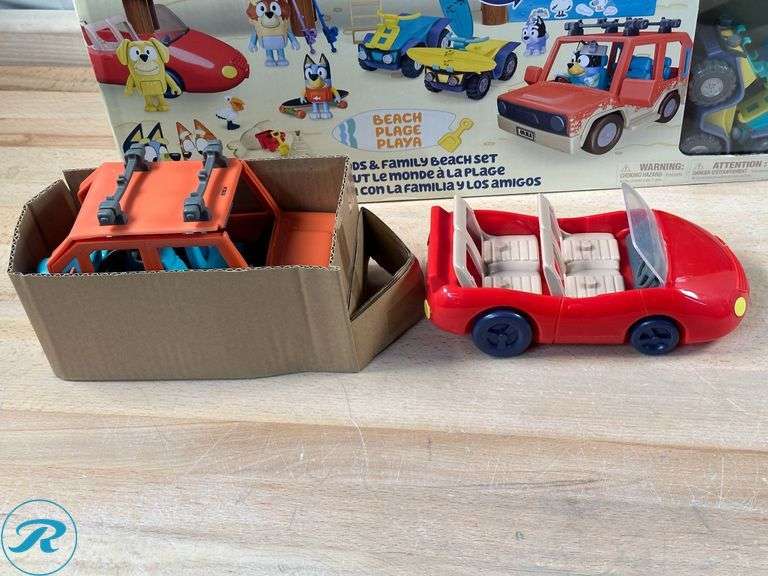Bluey: Friends and Family Beach Set- Used; Bluey: My Size Shopping Set- Used/ Missing Milk - Roller Auctions