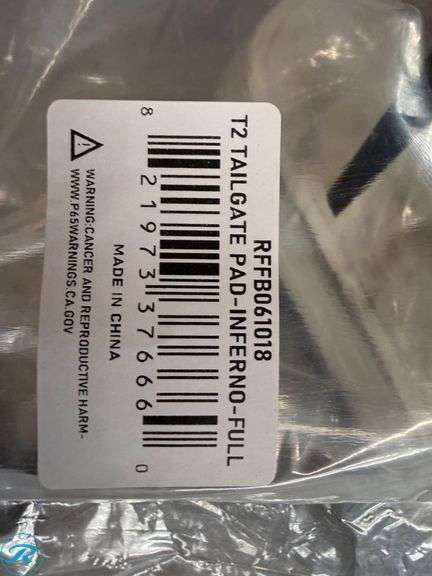 Race Face T2 Tailgate Pad, Full Size - Roller Auctions