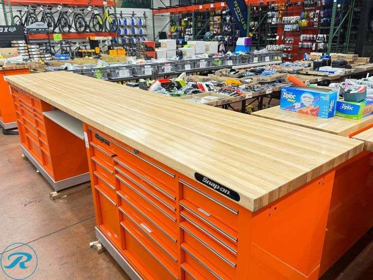 Snap-on Butcher Block Countertop, 145″ x 27.5″ x 1.5″ (Tool Chest Not Included)