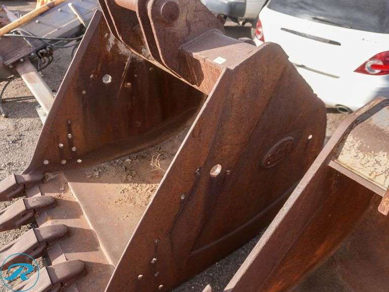 Geith 48" Bucket To Fit Volvo EC-290 Excavator - Roller Auctions