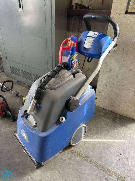 Windsor Clipper Duo Carpet Extractor
