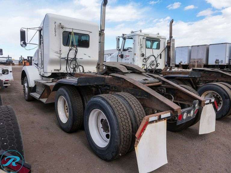 2008 Kenworth T800 T/A Truck Tractor - Roller Auctions
