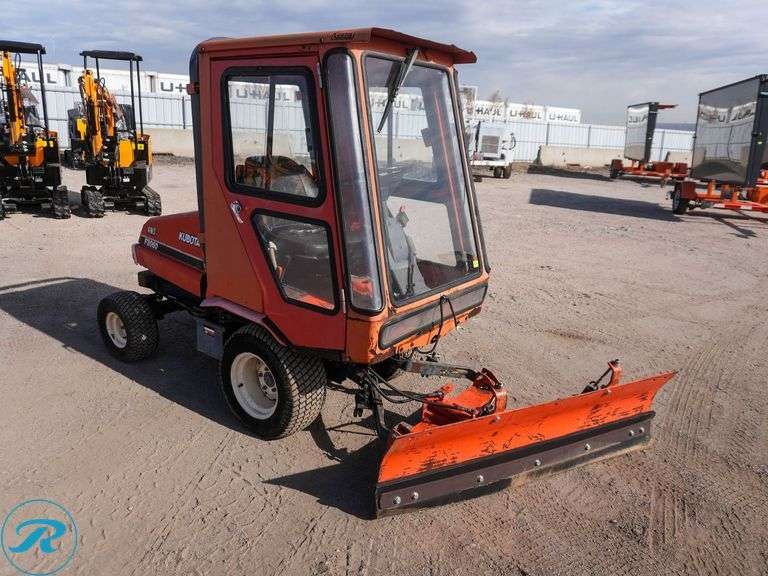 Kubota  F3060  4WD  Tractor - Roller Auctions