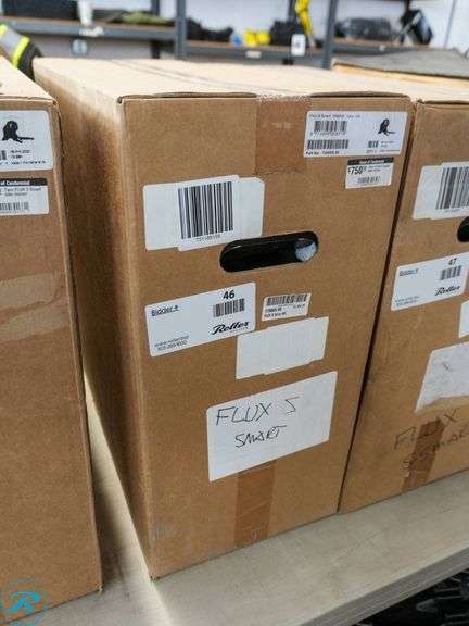 Tacx Flux S Smart Bike Trainer - Roller Auctions