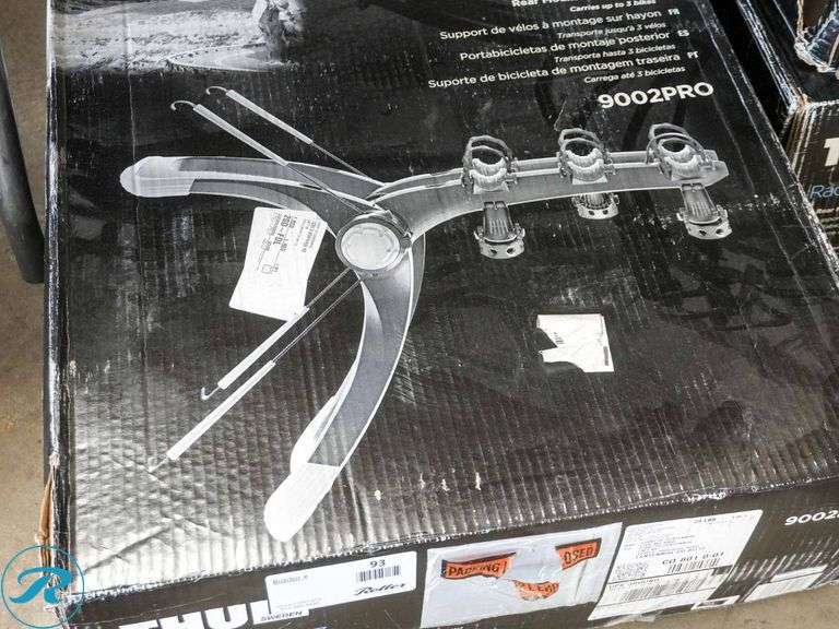 Thule Raceway Pro 3 Rear-Mounted 3-Bike Rack - Roller Auctions