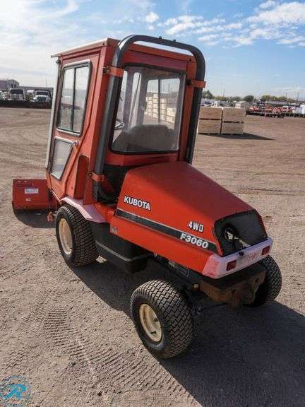 Kubota  F3060  4WD  Tractor - Roller Auctions