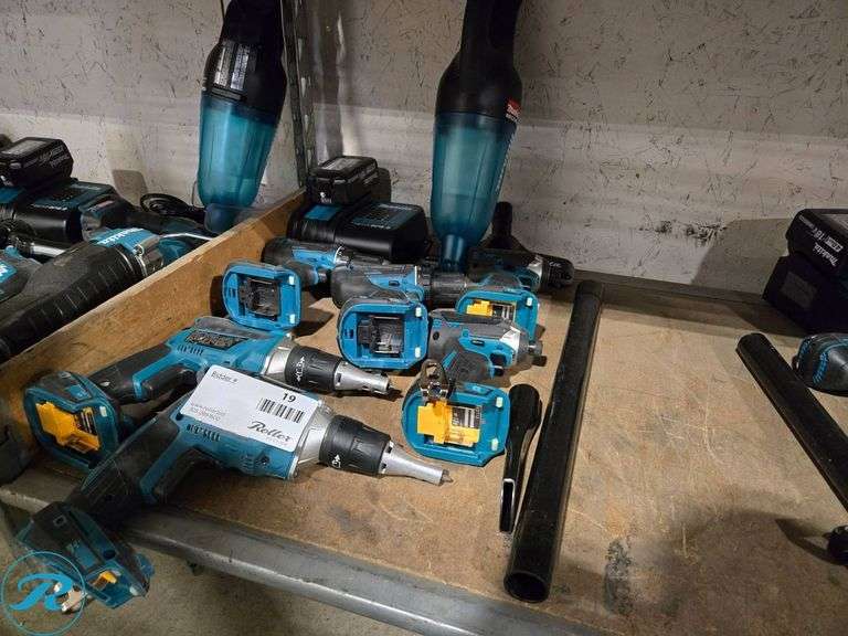(7) Makita 18V Tools With Battery and Charger