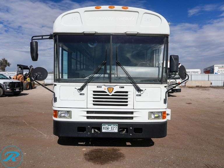 2006 International FE300 S/A 35-Passenger Bus - Roller Auctions