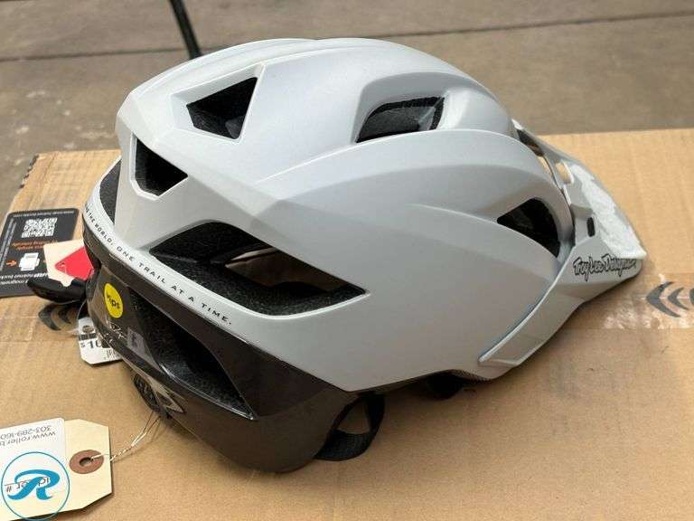 Troy Lee Designs Flowline SE Helmet, Gray/Char, XS/S - Roller Auctions