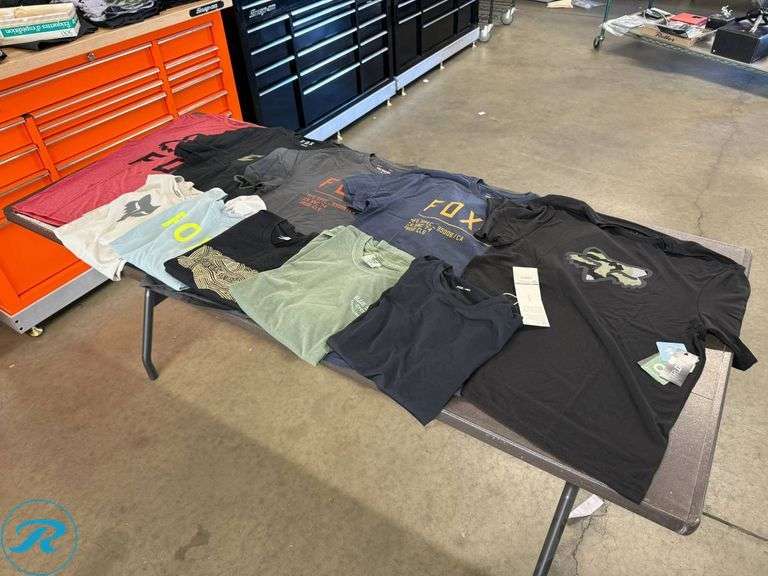 (10) Men’s Cycling T-Shirts, Size L - Roller Auctions