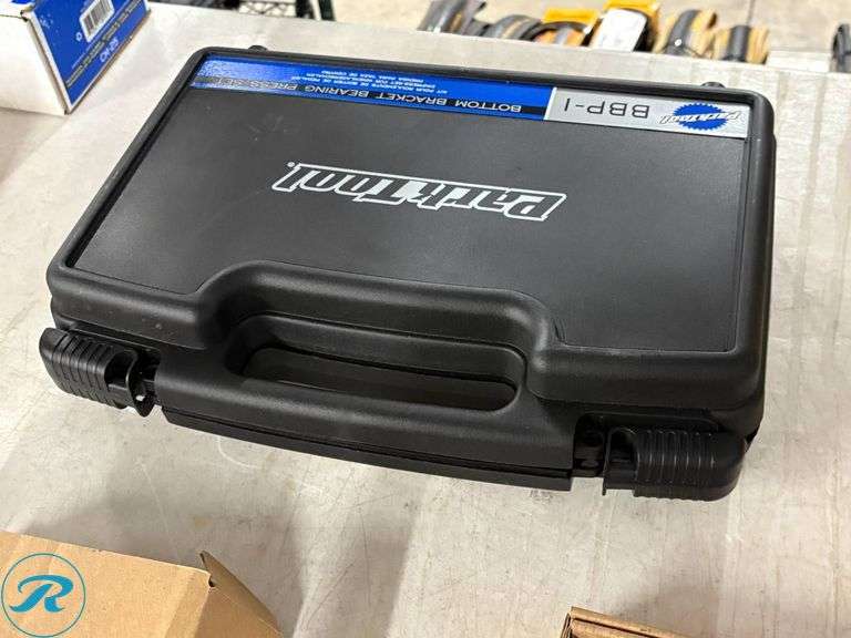 Park Tool BBP-1 Bottom Bracket Bearing Press Set with Case - Roller Auctions