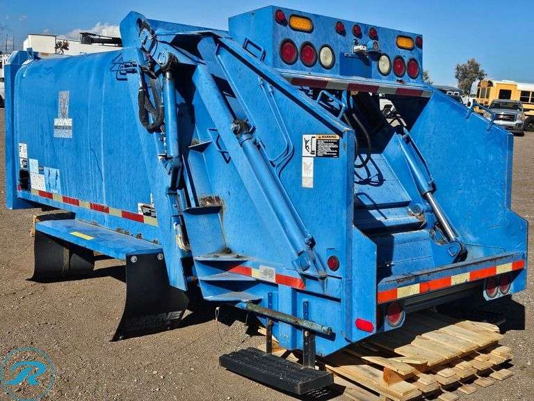 2002 Wayne Super Series Truck Mounted Trash Compactor Bed, 6-Yard Capacity, Rear Load, S/N: 15919 - Roller Auctions