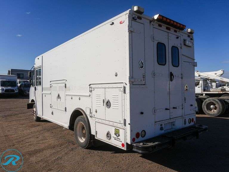 2011 Freightliner MT55 Utilimaster RWD Step Van - Roller Auctions