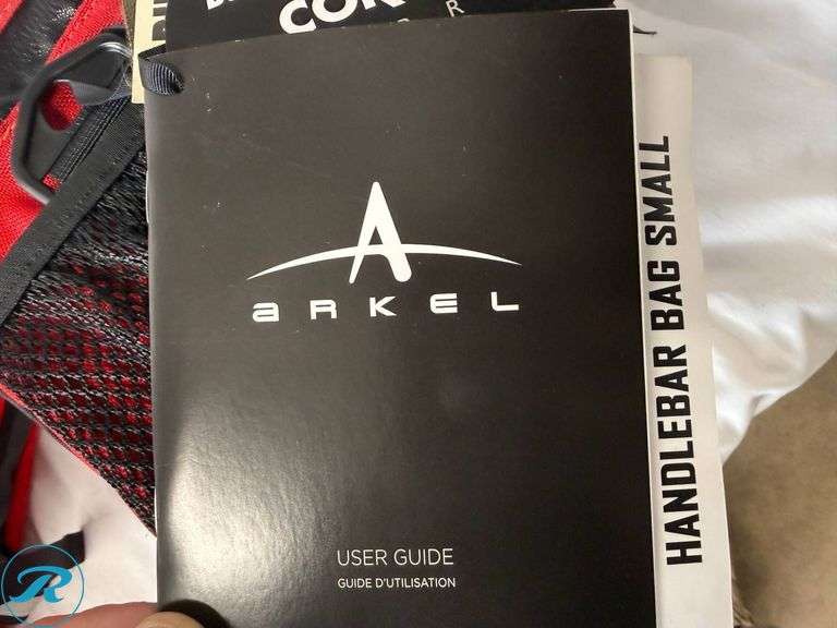 Arkel Handlebar Bag and Tailrider Trunk Bag - Roller Auctions