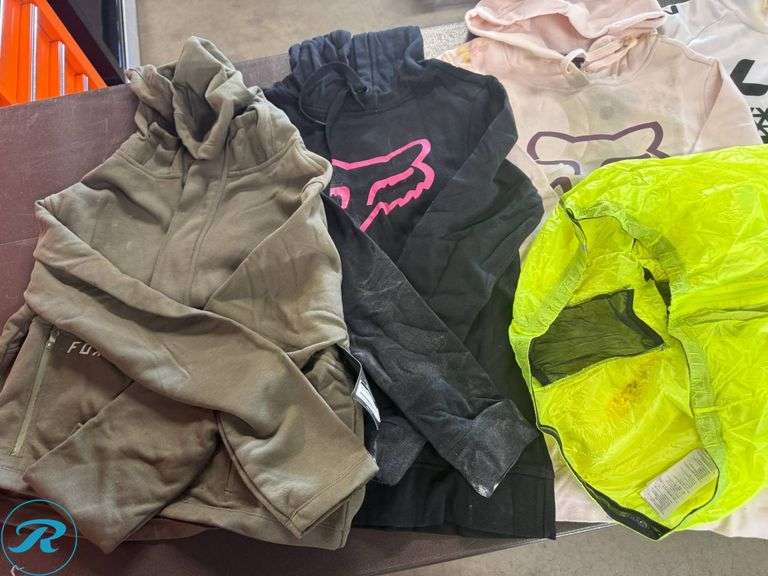 Crate of Fox and Liv Apparel, Assorted Sizes (Stained/Dirty) - Roller Auctions