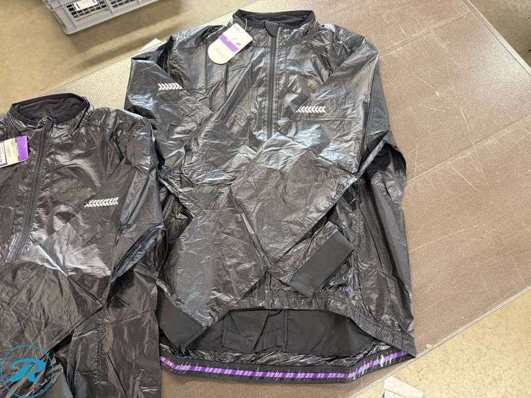 (2) Liv Cefira Women’s Wind Jackets, Size XL and XXL - Roller Auctions