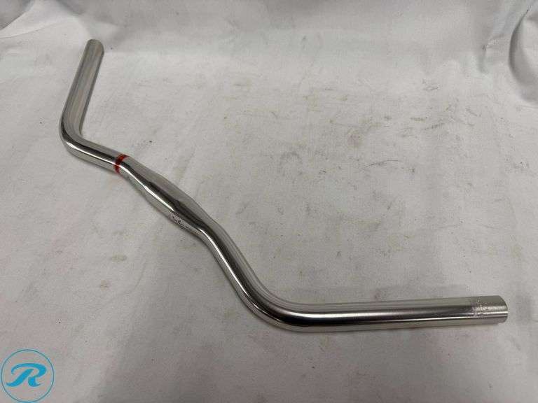 (4) Bicycle Handlebars - Roller Auctions