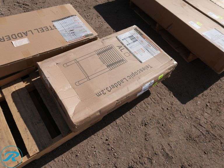 New Land Honor LHR-TL11 10.5' Telescoping Ladder - Roller Auctions