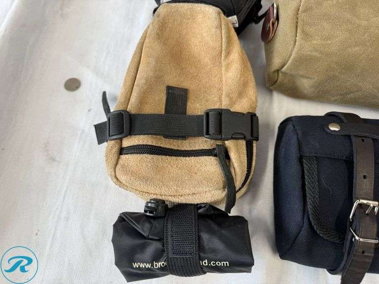 Tray of Assorted Bike Bags - Roller Auctions