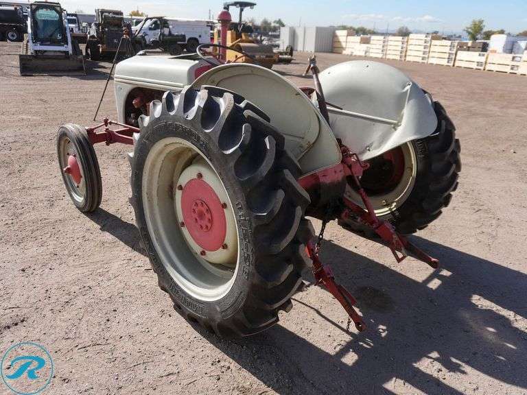 Ford  9N  Tractor, PTO, 3-Point - Roller Auctions
