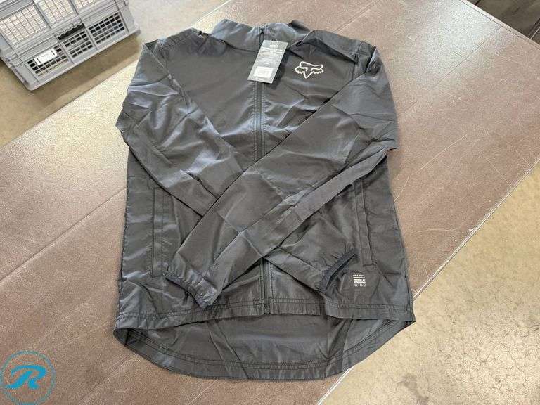 Fox Ranger Men’s Wind Jacket, Size M - Roller Auctions
