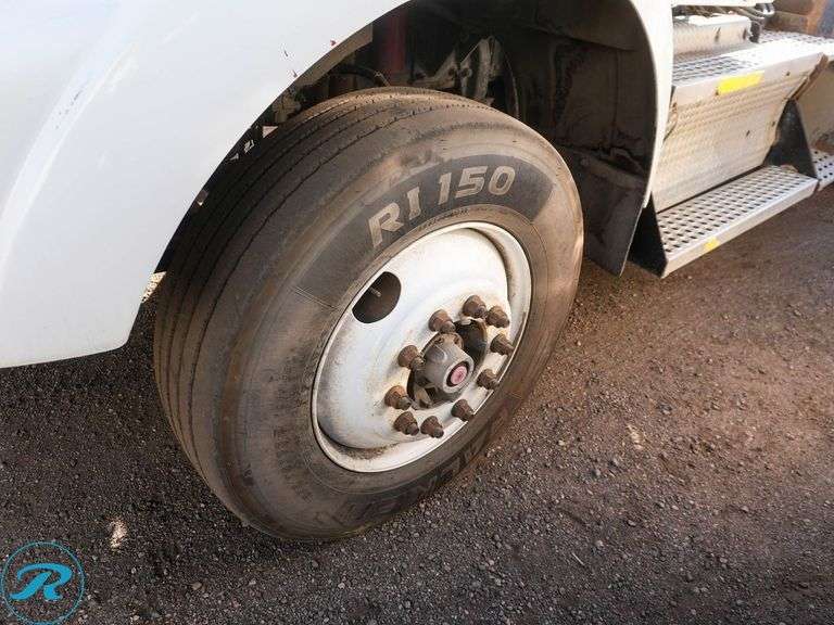 2008  Kenworth  T800  T/A Truck Tractor - Roller Auctions