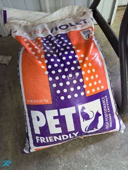 Ice Melt Products Including Extra Violet Pet Friendly, Roadrunner Ice Melt, and Prestone Driveway Heat - Roller Auctions